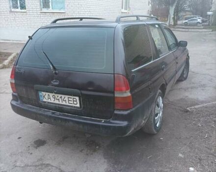 Фіолетовий Форд Ескорт, об'ємом двигуна 1.6 л та пробігом 450 тис. км за 1400 $, фото 3 на Automoto.ua