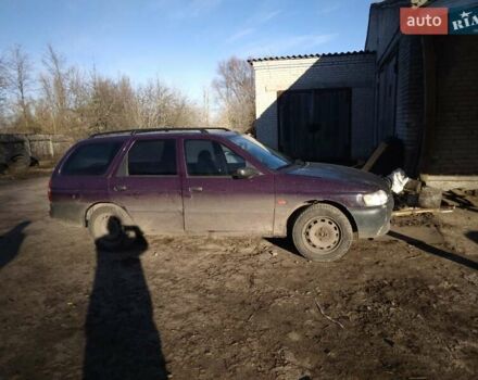 Фиолетовый Форд Эскорт, объемом двигателя 1.39 л и пробегом 150 тыс. км за 1800 $, фото 5 на Automoto.ua