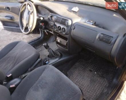 Фиолетовый Форд Эскорт, объемом двигателя 1.39 л и пробегом 150 тыс. км за 1800 $, фото 3 на Automoto.ua