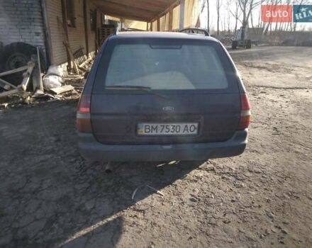 Фиолетовый Форд Эскорт, объемом двигателя 1.39 л и пробегом 150 тыс. км за 1800 $, фото 6 на Automoto.ua