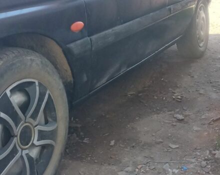 Фиолетовый Форд Эскорт, объемом двигателя 1.3 л и пробегом 90 тыс. км за 350 $, фото 3 на Automoto.ua