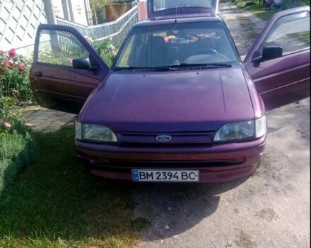 Фіолетовий Форд Ескорт, об'ємом двигуна 1.4 л та пробігом 200 тис. км за 1100 $, фото 1 на Automoto.ua