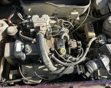 Коричневый Форд Эскорт, объемом двигателя 1.6 л и пробегом 250 тыс. км за 450 $, фото 5 на Automoto.ua