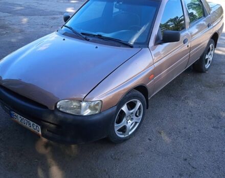 Коричневый Форд Эскорт, объемом двигателя 1.6 л и пробегом 87 тыс. км за 1700 $, фото 2 на Automoto.ua