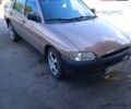 Коричневий Форд Ескорт, об'ємом двигуна 1.6 л та пробігом 287 тис. км за 1700 $, фото 2 на Automoto.ua