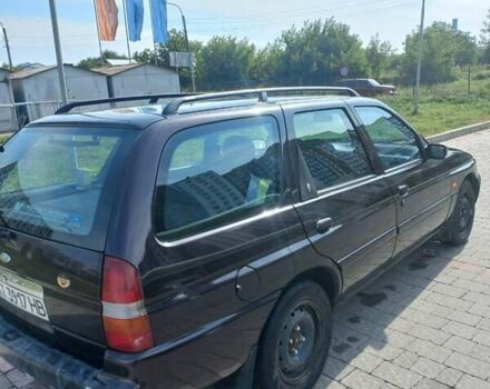 Коричневий Форд Ескорт, об'ємом двигуна 1.6 л та пробігом 175 тис. км за 1650 $, фото 2 на Automoto.ua