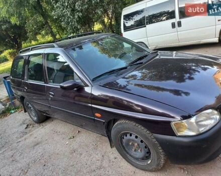 Коричневий Форд Ескорт, об'ємом двигуна 1.6 л та пробігом 175 тис. км за 1650 $, фото 7 на Automoto.ua