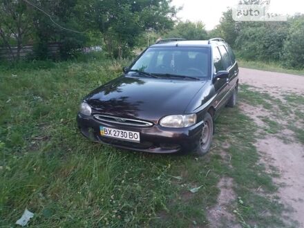 Форд Ескорт 1996 у Тростянце на Automoto.ua Коричневий Форд Ескорт, об'ємом двигуна 1.6 л та пробігом 111 тис. км за 2200 $, фото 1 на Automoto.ua