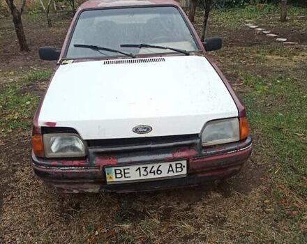 Красный Форд Эскорт, объемом двигателя 1.4 л и пробегом 500 тыс. км за 400 $, фото 3 на Automoto.ua