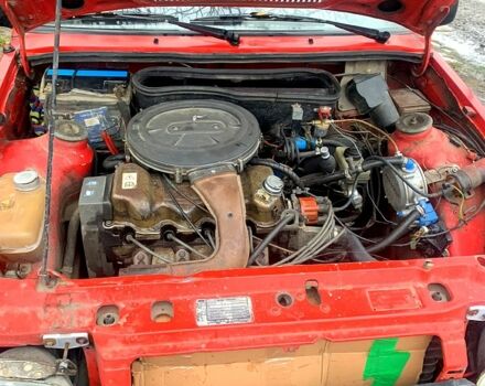 Червоний Форд Ескорт, об'ємом двигуна 1.4 л та пробігом 123 тис. км за 900 $, фото 5 на Automoto.ua