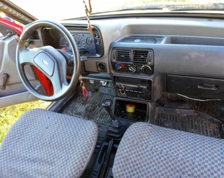 Червоний Форд Ескорт, об'ємом двигуна 1.4 л та пробігом 333 тис. км за 700 $, фото 8 на Automoto.ua