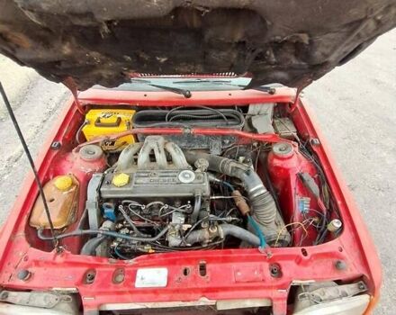 Красный Форд Эскорт, объемом двигателя 0 л и пробегом 60 тыс. км за 713 $, фото 4 на Automoto.ua