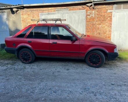 Красный Форд Эскорт, объемом двигателя 1.6 л и пробегом 250 тыс. км за 950 $, фото 2 на Automoto.ua