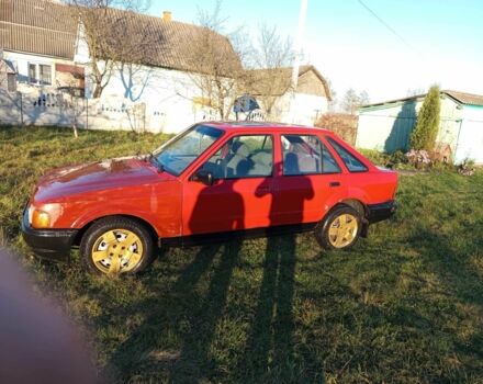 Червоний Форд Ескорт, об'ємом двигуна 1.4 л та пробігом 333 тис. км за 700 $, фото 1 на Automoto.ua