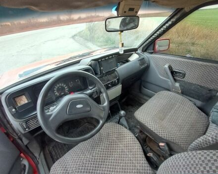 Красный Форд Эскорт, объемом двигателя 0 л и пробегом 60 тыс. км за 713 $, фото 4 на Automoto.ua