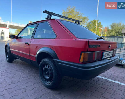 Красный Форд Эскорт, объемом двигателя 1.4 л и пробегом 240 тыс. км за 977 $, фото 11 на Automoto.ua