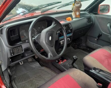 Красный Форд Эскорт, объемом двигателя 1 л и пробегом 120 тыс. км за 710 $, фото 5 на Automoto.ua