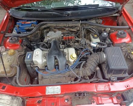 Красный Форд Эскорт, объемом двигателя 0.16 л и пробегом 90 тыс. км за 1500 $, фото 9 на Automoto.ua