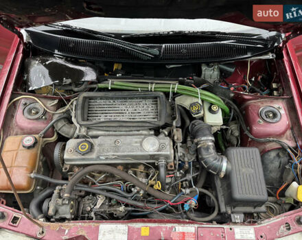 Красный Форд Эскорт, объемом двигателя 1.8 л и пробегом 55 тыс. км за 1500 $, фото 8 на Automoto.ua
