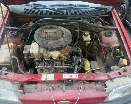Красный Форд Эскорт, объемом двигателя 1.4 л и пробегом 500 тыс. км за 362 $, фото 6 на Automoto.ua