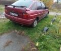 Красный Форд Эскорт, объемом двигателя 1.4 л и пробегом 300 тыс. км за 950 $, фото 3 на Automoto.ua