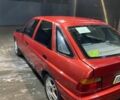 Червоний Форд Ескорт, об'ємом двигуна 1.6 л та пробігом 62 тис. км за 1250 $, фото 3 на Automoto.ua