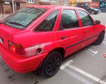 Красный Форд Эскорт, объемом двигателя 1.4 л и пробегом 233 тыс. км за 899 $, фото 6 на Automoto.ua