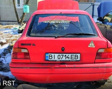 Красный Форд Эскорт, объемом двигателя 1.4 л и пробегом 83 тыс. км за 890 $, фото 1 на Automoto.ua