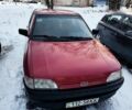 Красный Форд Эскорт, объемом двигателя 1 л и пробегом 300 тыс. км за 605 $, фото 1 на Automoto.ua
