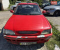 Красный Форд Эскорт, объемом двигателя 1.3 л и пробегом 100 тыс. км за 600 $, фото 4 на Automoto.ua