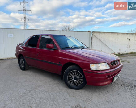 Червоний Форд Ескорт, об'ємом двигуна 1.6 л та пробігом 231 тис. км за 1350 $, фото 3 на Automoto.ua