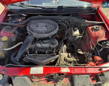 Красный Форд Эскорт, объемом двигателя 1.3 л и пробегом 100 тыс. км за 600 $, фото 7 на Automoto.ua