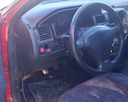 Красный Форд Эскорт, объемом двигателя 1.3 л и пробегом 500 тыс. км за 1200 $, фото 3 на Automoto.ua