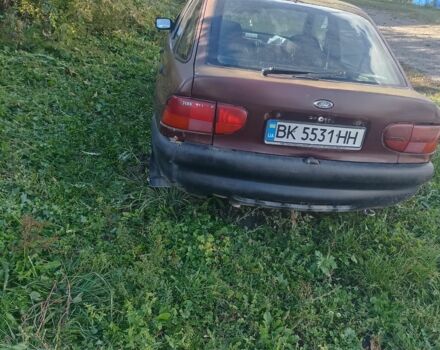 Червоний Форд Ескорт, об'ємом двигуна 1.8 л та пробігом 79 тис. км за 1100 $, фото 5 на Automoto.ua