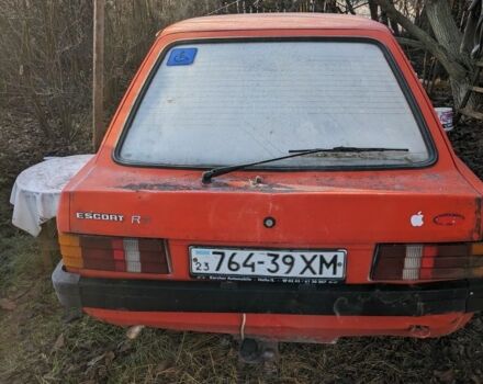 Красный Форд Эскорт, объемом двигателя 0 л и пробегом 1 тыс. км за 520 $, фото 3 на Automoto.ua