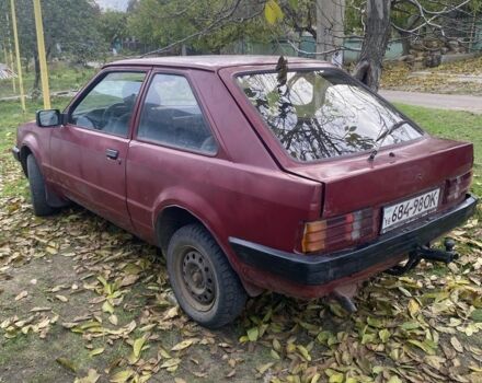 Красный Форд Эскорт, объемом двигателя 1.6 л и пробегом 1 тыс. км за 350 $, фото 1 на Automoto.ua