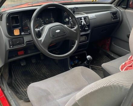 Красный Форд Эскорт, объемом двигателя 0 л и пробегом 1 тыс. км за 750 $, фото 5 на Automoto.ua