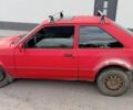 Красный Форд Эскорт, объемом двигателя 1.4 л и пробегом 300 тыс. км за 650 $, фото 2 на Automoto.ua