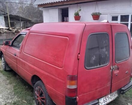 Красный Форд Эскорт, объемом двигателя 1.4 л и пробегом 170 тыс. км за 850 $, фото 1 на Automoto.ua