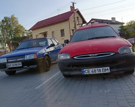 Красный Форд Эскорт, объемом двигателя 1.3 л и пробегом 1000 тыс. км за 1000 $, фото 8 на Automoto.ua