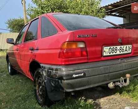 Красный Форд Эскорт, объемом двигателя 0 л и пробегом 183 тыс. км за 1900 $, фото 4 на Automoto.ua
