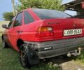 Красный Форд Эскорт, объемом двигателя 0 л и пробегом 183 тыс. км за 1900 $, фото 4 на Automoto.ua