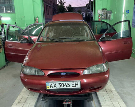 Красный Форд Эскорт, объемом двигателя 2 л и пробегом 216 тыс. км за 2500 $, фото 27 на Automoto.ua