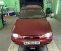 Красный Форд Эскорт, объемом двигателя 2 л и пробегом 216 тыс. км за 2500 $, фото 5 на Automoto.ua