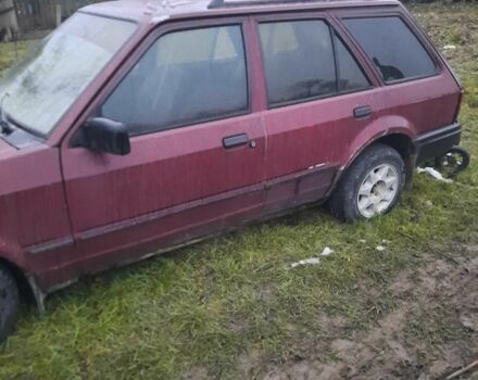 Червоний Форд Ескорт, об'ємом двигуна 1.8 л та пробігом 3 тис. км за 300 $, фото 3 на Automoto.ua