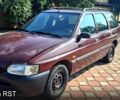 Красный Форд Эскорт, объемом двигателя 1.3 л и пробегом 300 тыс. км за 850 $, фото 1 на Automoto.ua