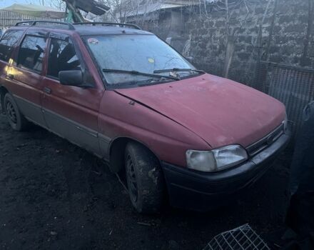 Красный Форд Эскорт, объемом двигателя 1.6 л и пробегом 400 тыс. км за 600 $, фото 3 на Automoto.ua