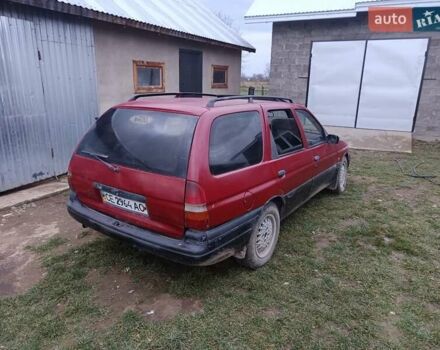 Красный Форд Эскорт, объемом двигателя 1.4 л и пробегом 300 тыс. км за 499 $, фото 1 на Automoto.ua
