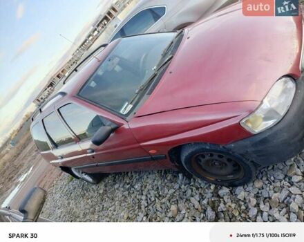 Красный Форд Эскорт, объемом двигателя 1.6 л и пробегом 300 тыс. км за 850 $, фото 3 на Automoto.ua