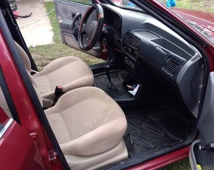 Червоний Форд Ескорт, об'ємом двигуна 1.39 л та пробігом 93 тис. км за 1325 $, фото 36 на Automoto.ua
